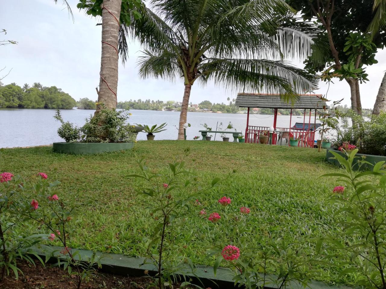 Mahi Villa Bentota Buitenkant foto